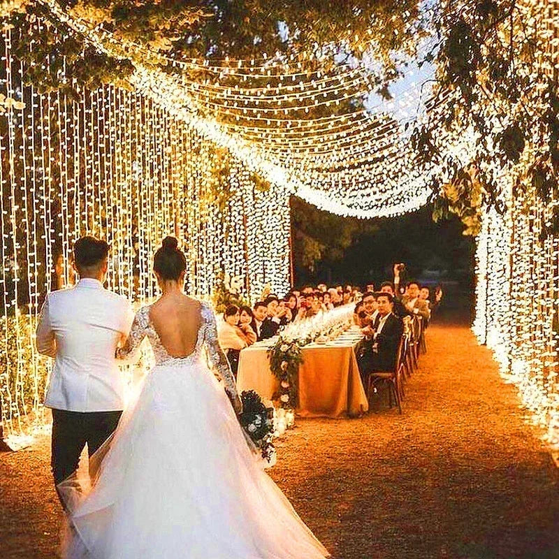 Outdoor String Lights – Weatherproof Fairy Curtain Lights !